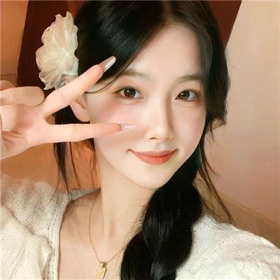 51爆料网 - 人气小花疑似整容失败，机场生图引发全网热议